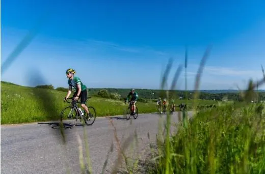 Massembre Szálloda Heer